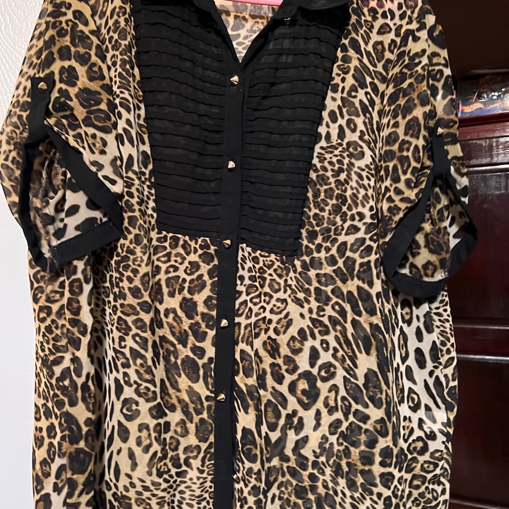 Size 2X lepord print sheer top